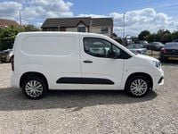Used Vauxhall Combo Sportive 100 HP (73 kW) 2020 White MPV