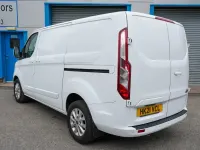 Used Ford Transit Custom Limited 130 HP (95 kW) 2021 White Van