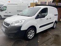 Used Peugeot Partner 2017 White MPV