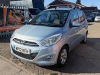 Used Hyundai i10 Active 85 HP (62 kW) 2012 Silver Hatchback