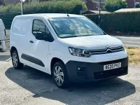 Used Citroën Berlingo 100 HP (73 kW) 2020 White MPV