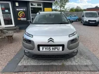 Usado Citroën C4 Cactus Flair 92 HP (67 kW) 2015 Prateado Citadino