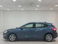 Used Ford Focus Zetec 125 HP (91 kW) 2020 Blue Hatchback