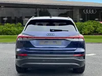 Nouă Audi Q4 e-tron Black Edition 210 kW (286 CP) 2026 Albastru SUV