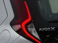 Used Toyota Aygo X PURE 72 HP (52 kW) 2023 Silver SUV