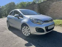 Used Kia Rio 75 HP (55 kW) 2013 Silver Hatchback