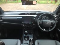 used Toyota HiLux Invincible X D/Cab Pick Up 2.8 D-4D Auto Pick Up