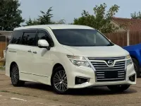 Used Nissan Elgrand 2017 White MPV