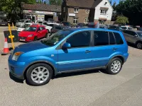 Used Ford Fusion Titanium 99 HP (72 kW) 2010 Blue Hatchback