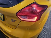 Used Ford Focus ST 185 HP (136 kW) 2017 Yellow Hatchback