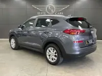 Used Hyundai Tucson SE 132 HP (97 kW) 2019 Grey SUV