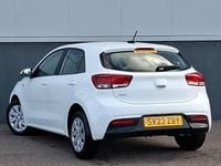 Used Kia Rio 83 HP (61 kW) 2023 White Hatchback