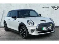 Begagnad Mini Cooper S Level 3 135 kW (184 HK) 2020 Silver Halvkombi