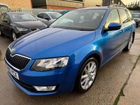 Used Skoda Octavia Elegance 150 HP (110 kW) 2015 Blue Estate