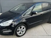 Używany Ford S-MAX Titanium 2015 Czarny Minivan