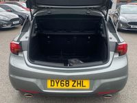 Used Vauxhall Astra Elite 200 HP (147 kW) 2018 Grey Hatchback