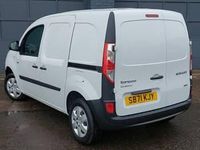 Usado Renault Kangoo Business 44 kW (60 CV) 2022 Blanco Monovolumen