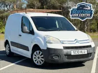 Used Citroën Berlingo 90 HP (66 kW) 2010 White MPV