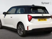 Używany Mini Cooper SE Hatch 158 kW (215 KM) 2024 Biały Hatchback