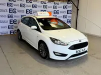 Used Ford Focus ST-Line 125 HP (91 kW) 2017 White Hatchback