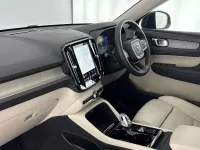 Used Volvo XC40 Plus 190 HP (139 kW) 2022 Blue SUV