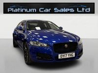Usado Jaguar XF Portfolio 180 HP (132 kW) 2017 Azul Sedan