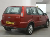 Used Ford Fusion Zetec 80 HP (58 kW) 2007 Orange Hatchback