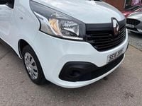 Used Renault Trafic Business 2016 White MPV