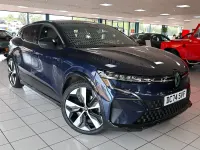Used Renault Mégane IV Komfort 22 kW (30 HP) 2024 Midnight blue Hatchback