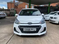 Used Hyundai i10 SE 87 HP (63 kW) 2018 White Hatchback
