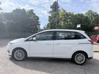 Used Ford Grand C-Max Titanium 120 HP (88 kW) 2017 White MPV