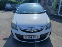 Used Vauxhall Corsa 100 HP (73 kW) 2014 White Hatchback