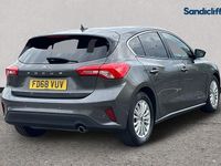 Used Ford Focus Titanium 125 HP (91 kW) 2019 Grey Hatchback