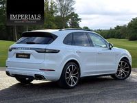 Used Porsche Cayenne 462 HP (339 kW) 2021 White SUV