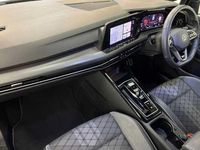 Second-hand VW Golf VIII Black Edition 150 CP (110 kW) 2024 Negru Hatchback