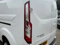 Used Ford Transit Custom Limited 131 HP (96 kW) 2020 White Van