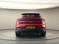 Used Porsche Cayenne 354 HP (260 kW) 2024 Red SUV