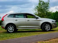 Second-hand Volvo XC60 SE Lux 2015 Auriu SUV
