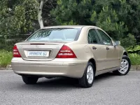Used Mercedes C220 Classic 143 HP (105 kW) 2003 Beige Sedan