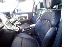 Used Renault Scénic IV Dynamique 130 HP (95 kW) 2017 Red MPV