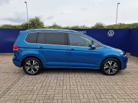 Used VW Touran SEL 150 HP (110 kW) 2023 Blue MPV