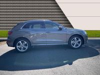 Używany Audi Q3 Exclusive 150 KM (110 kW) 2019 Szary SUV