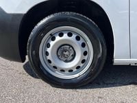 Used Vauxhall Combo S 102 HP (75 kW) 2024 White MPV