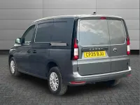 Usado VW Caddy 101 HP (74 kW) 2025 Cinzento Monovolume