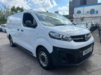 Second-hand Vauxhall Vivaro Edition 100 CP (73 kW) 2020 Alb Monovolum