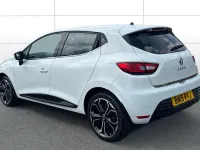 Used Renault Clio Iconic 76 HP (55 kW) 2019 White Hatchback
