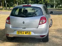 Used Renault Clio Dynamique 73 HP (53 kW) 2012 Silver Hatchback