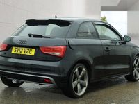 Używany Audi A1 Black Edition 2012 Czarny Hatchback