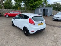 Used Ford Fiesta 2011 White Hatchback