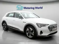 Begagnad Audi e-tron 300 kW (408 HK) 2020 Vit SUV